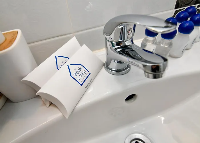 By The Sea - With Free Parking