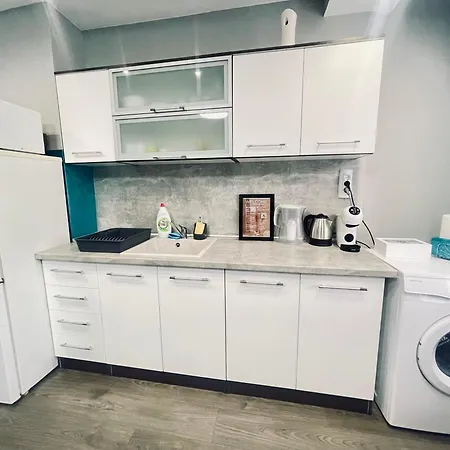 By The Sea - With Free Parking * Warna