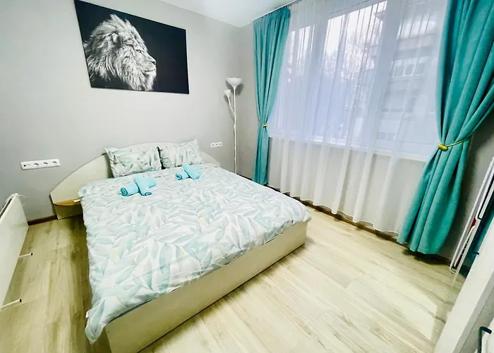 Апартаменты By The Sea - With Free Parking Варна